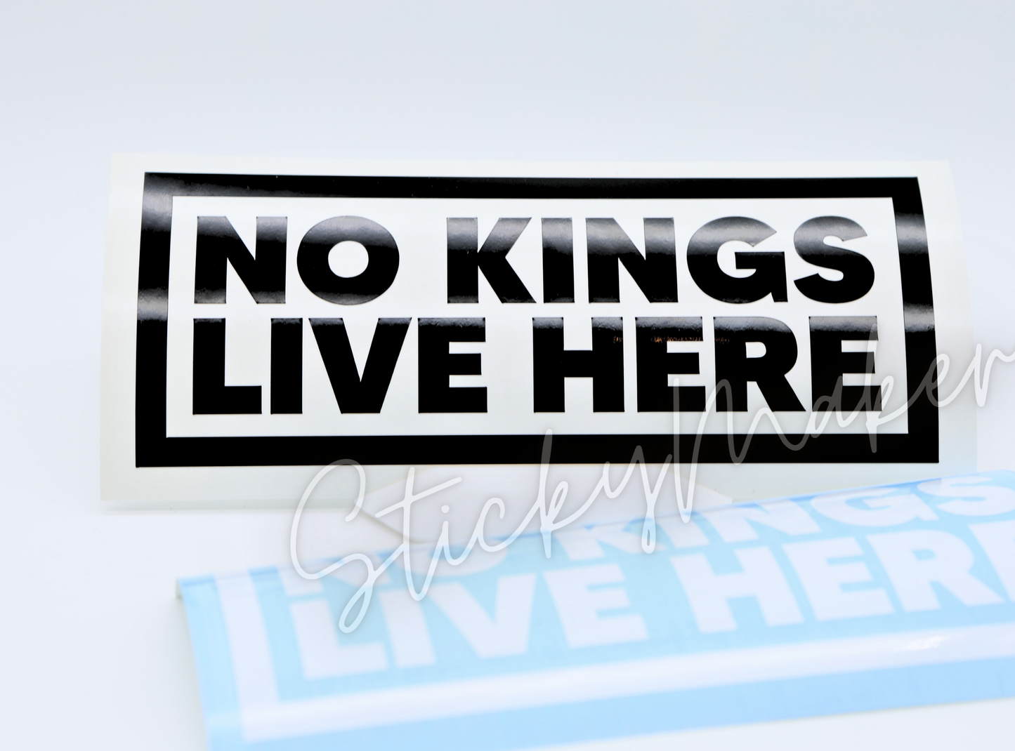 No Kings Live Here Vinyl Decal – Anti-Trump Sticker | No Kings | Weatherproof Bumper Sticker | Sticker Vinyl Decal Anti Trump Donald Trump