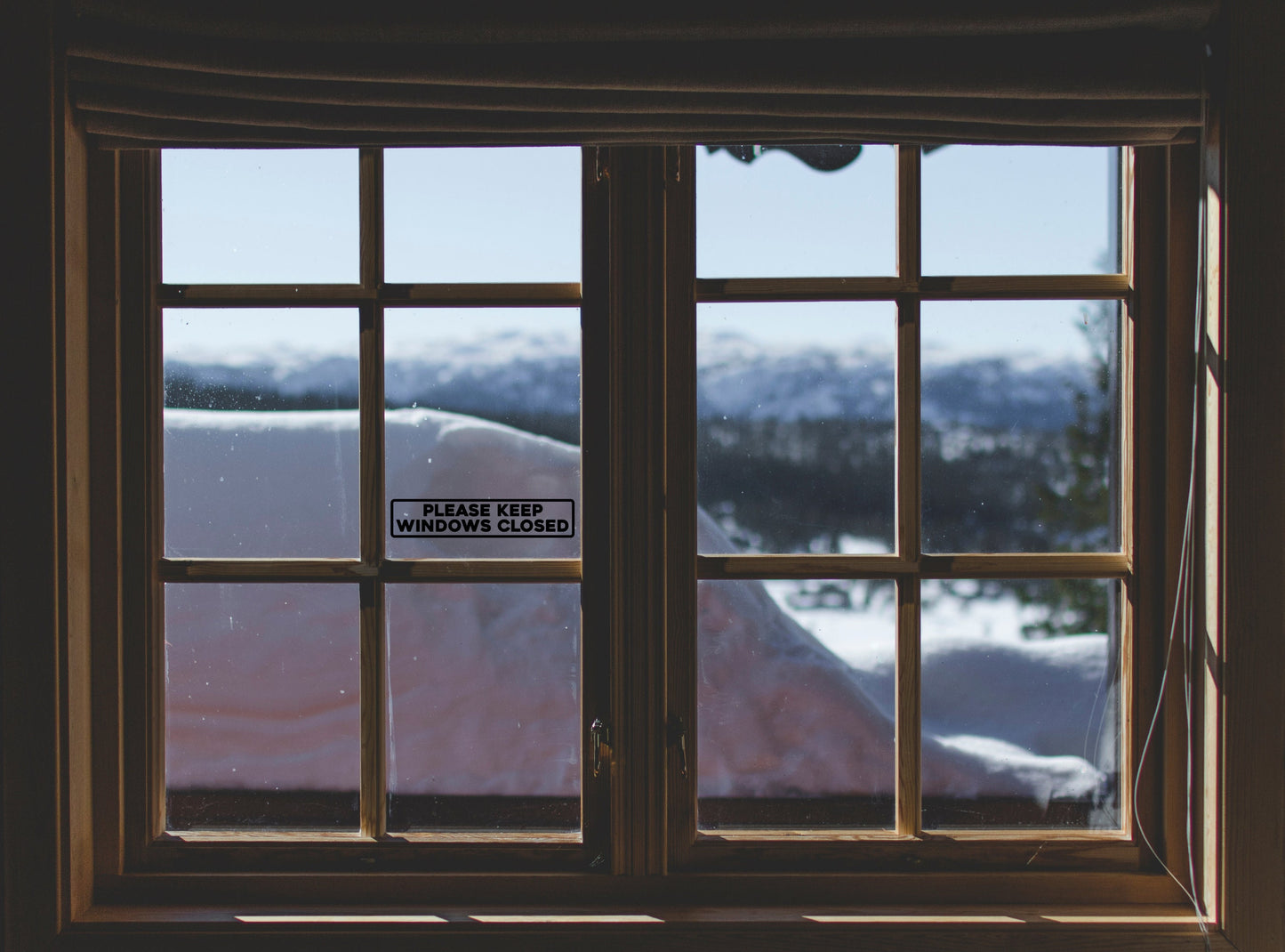 Please Keep Windows Closed Vinyl Decal | Window Sticker | Home | Business | Reminder | Kids Reminder | Friendly Reminder | Windows - Sticky Maker