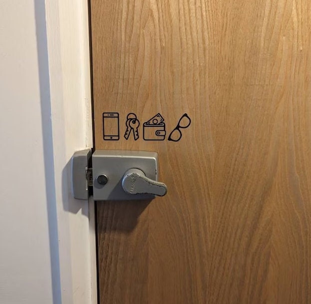 Phone Keys Wallet Glasses Door Vinyl Decal | Before Leaving Reminder | Guest Reminder | Home Decor | Welcome | Door Sign | Door Decal | Cute - Sticky Maker